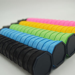 印度國際羽毛球挑戰賽，中國奪冠。羽毛球拍吸汗帶怎么選？